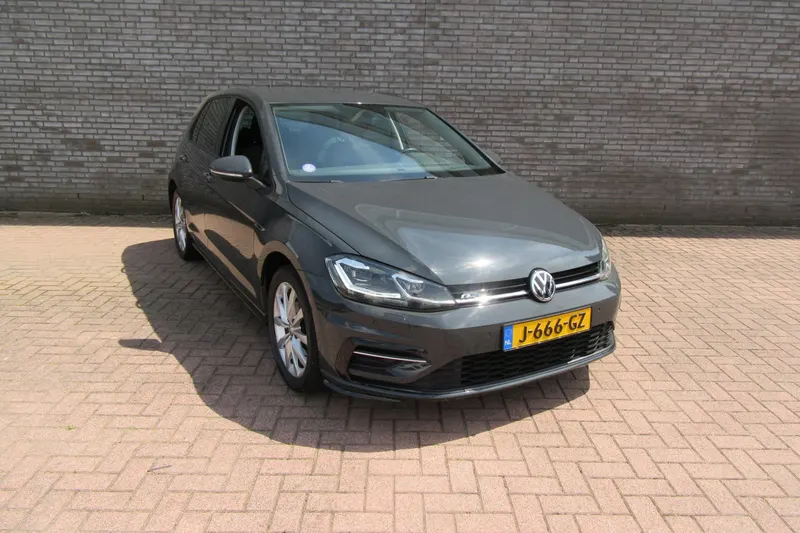 Volkswagen Golf (2019)
