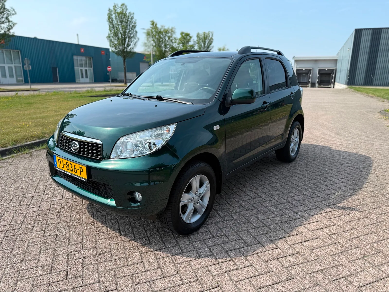 Daihatsu Terios (2010) — foto 1