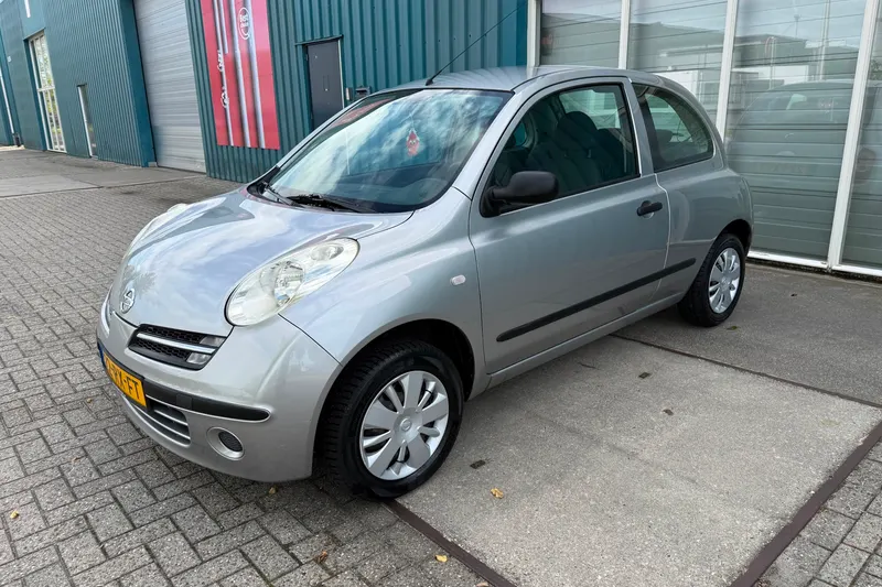 Nissan Micra (2005)