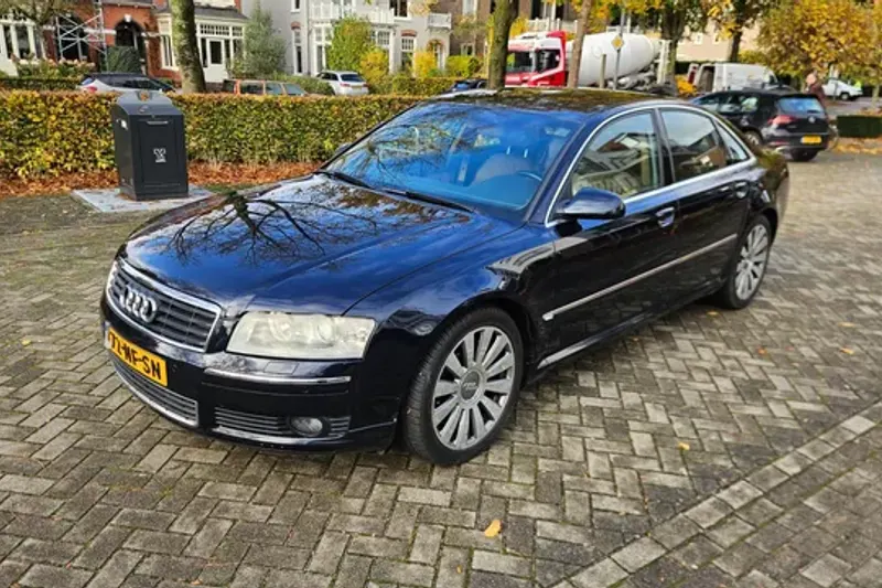 Audi A8 (2003)