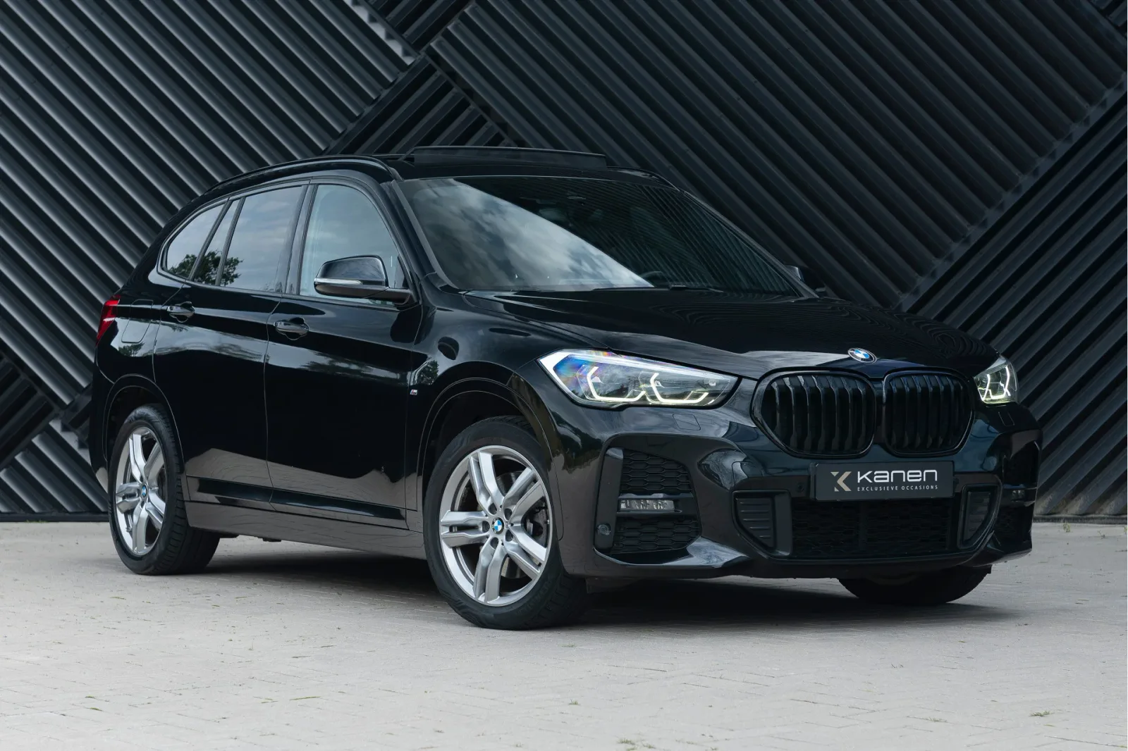BMW X1 (2021) — foto 1
