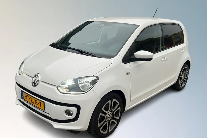 Volkswagen Up! (2016)