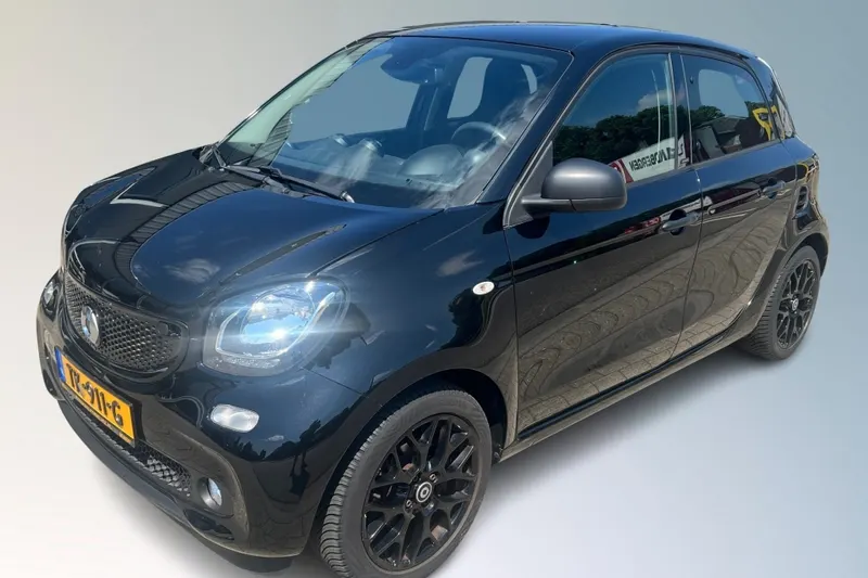 Smart ForFour (2018)