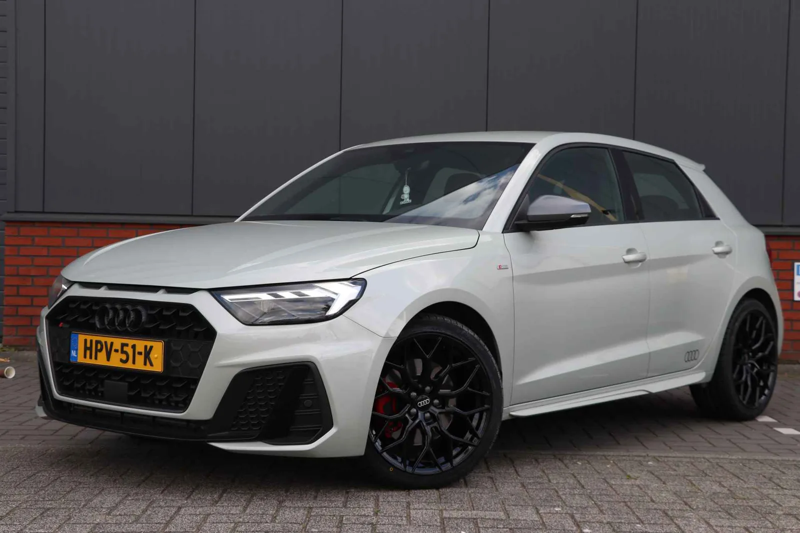 Audi A1 (2023) — foto 1