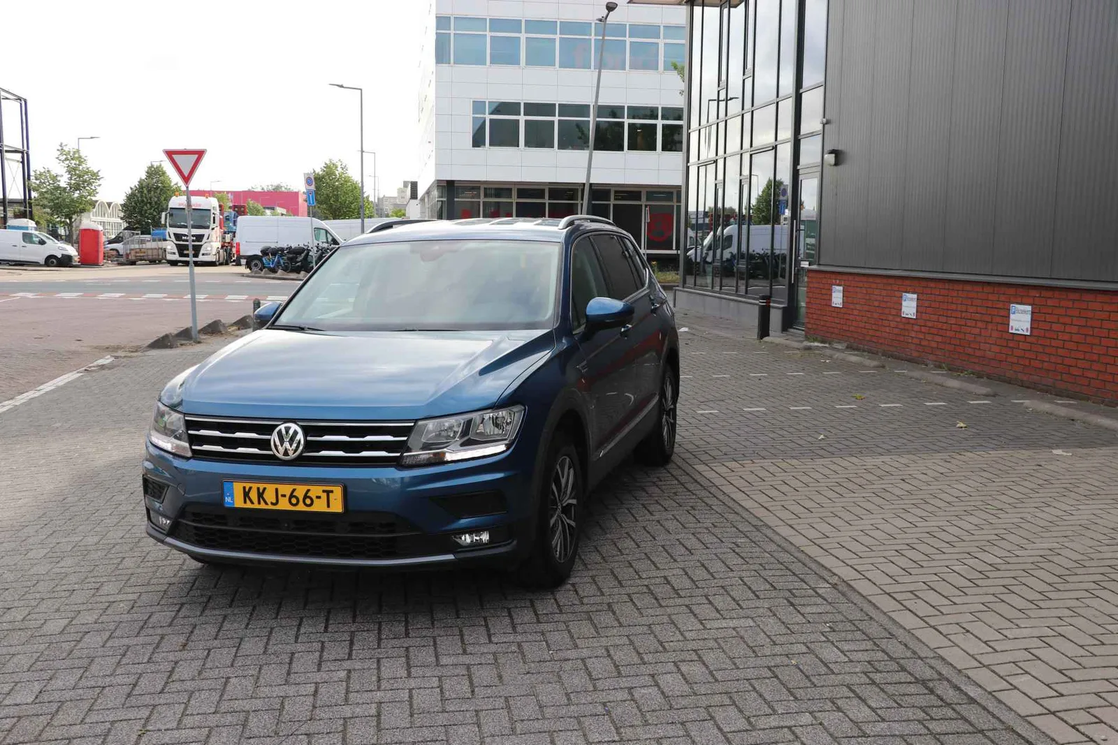 Volkswagen Tiguan All-Space (2019) — foto 1