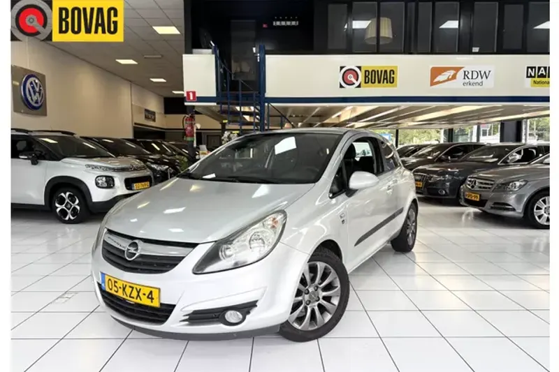 Opel Corsa (2010)