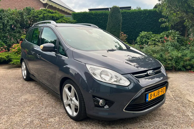 Ford Grand C-Max (2013)