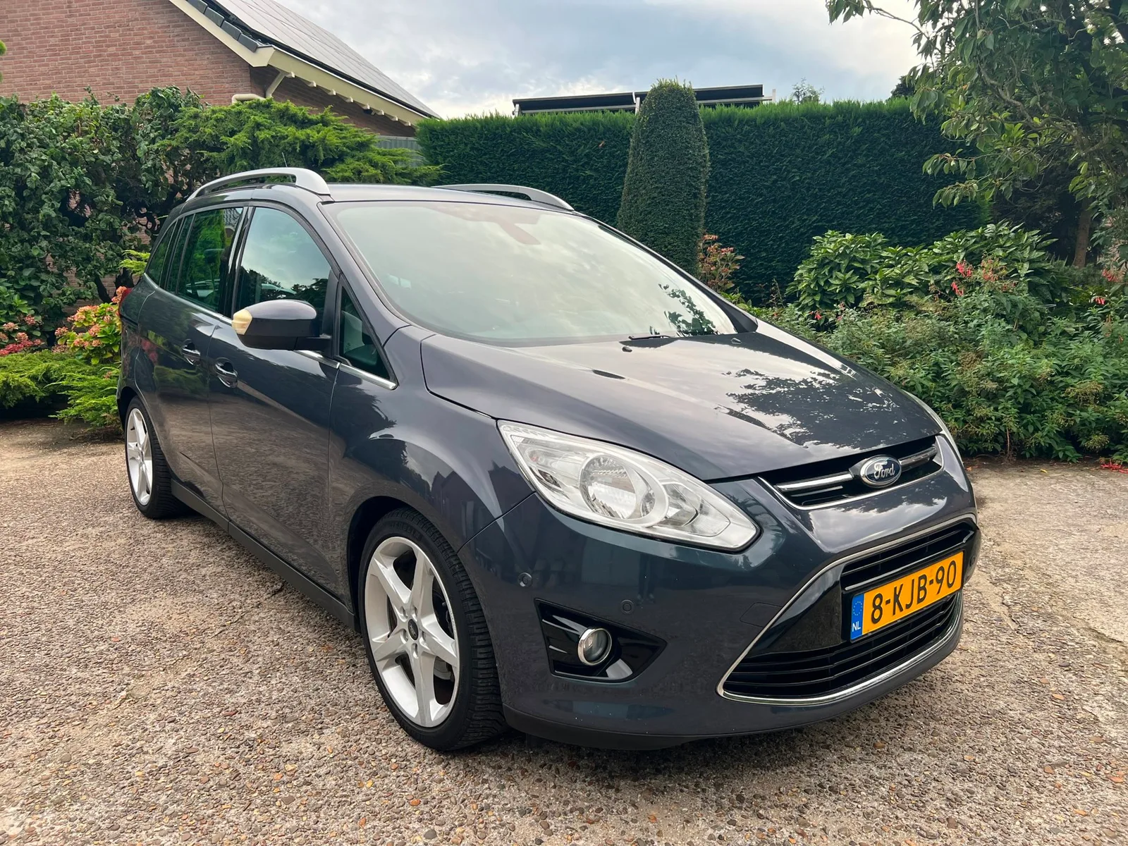 Ford Grand C-Max (2013) — foto 1