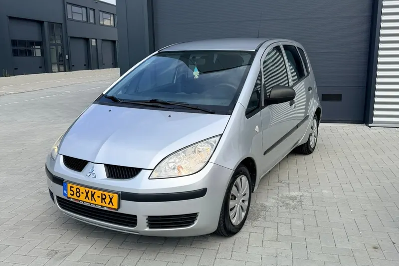 Mitsubishi Colt (2007)