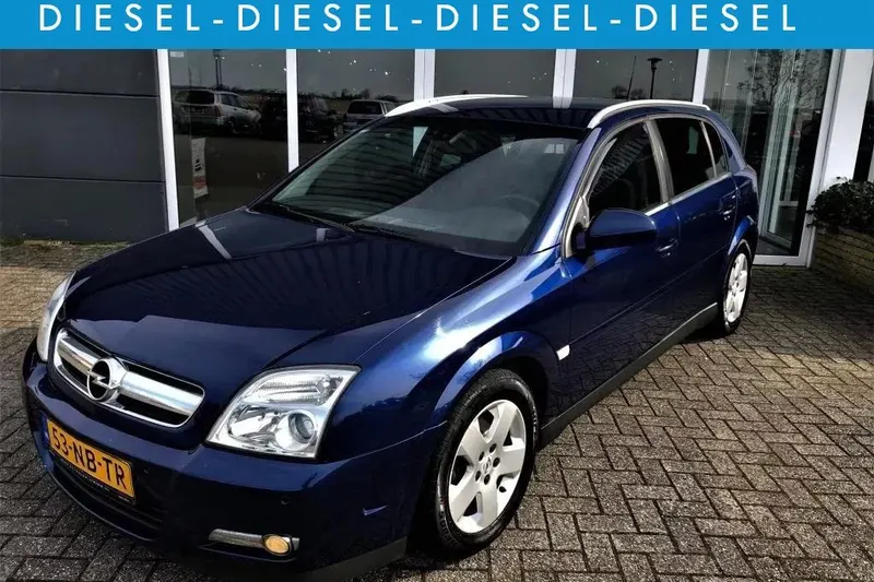Opel Signum (2003)