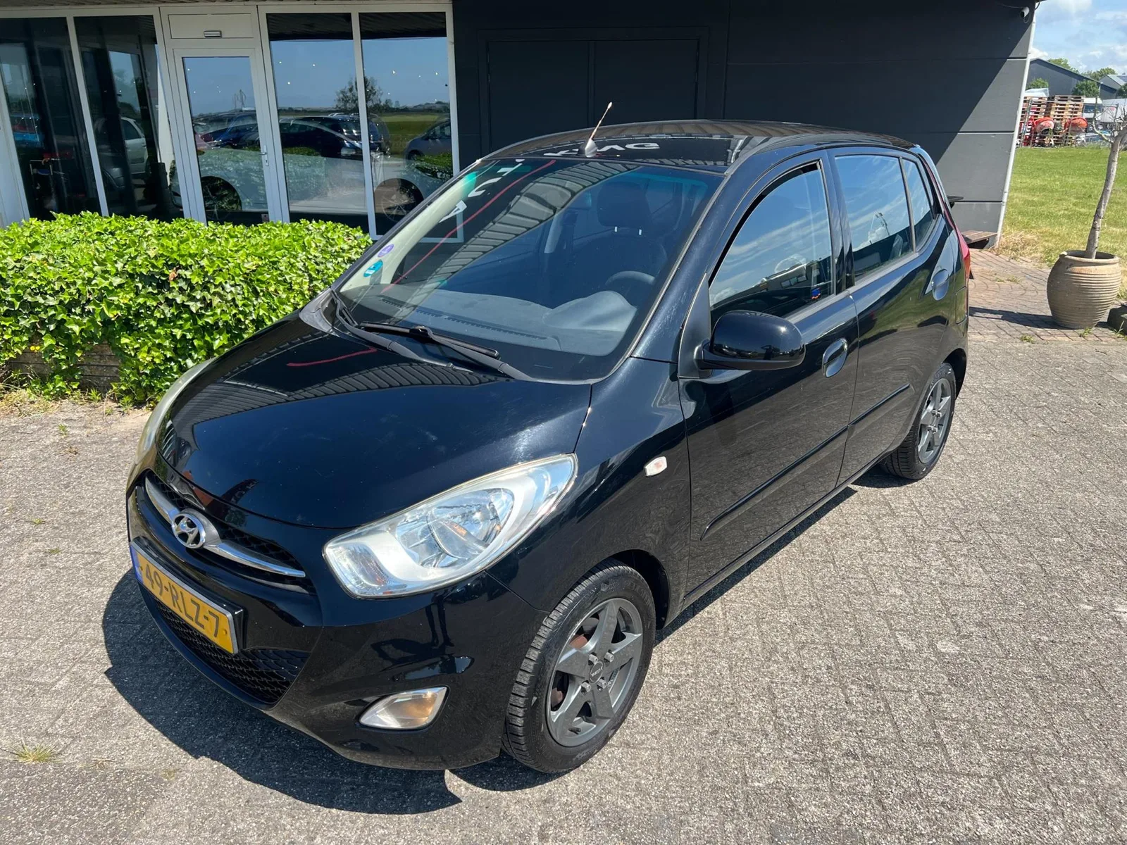 Hyundai i10 (2011) — foto 1
