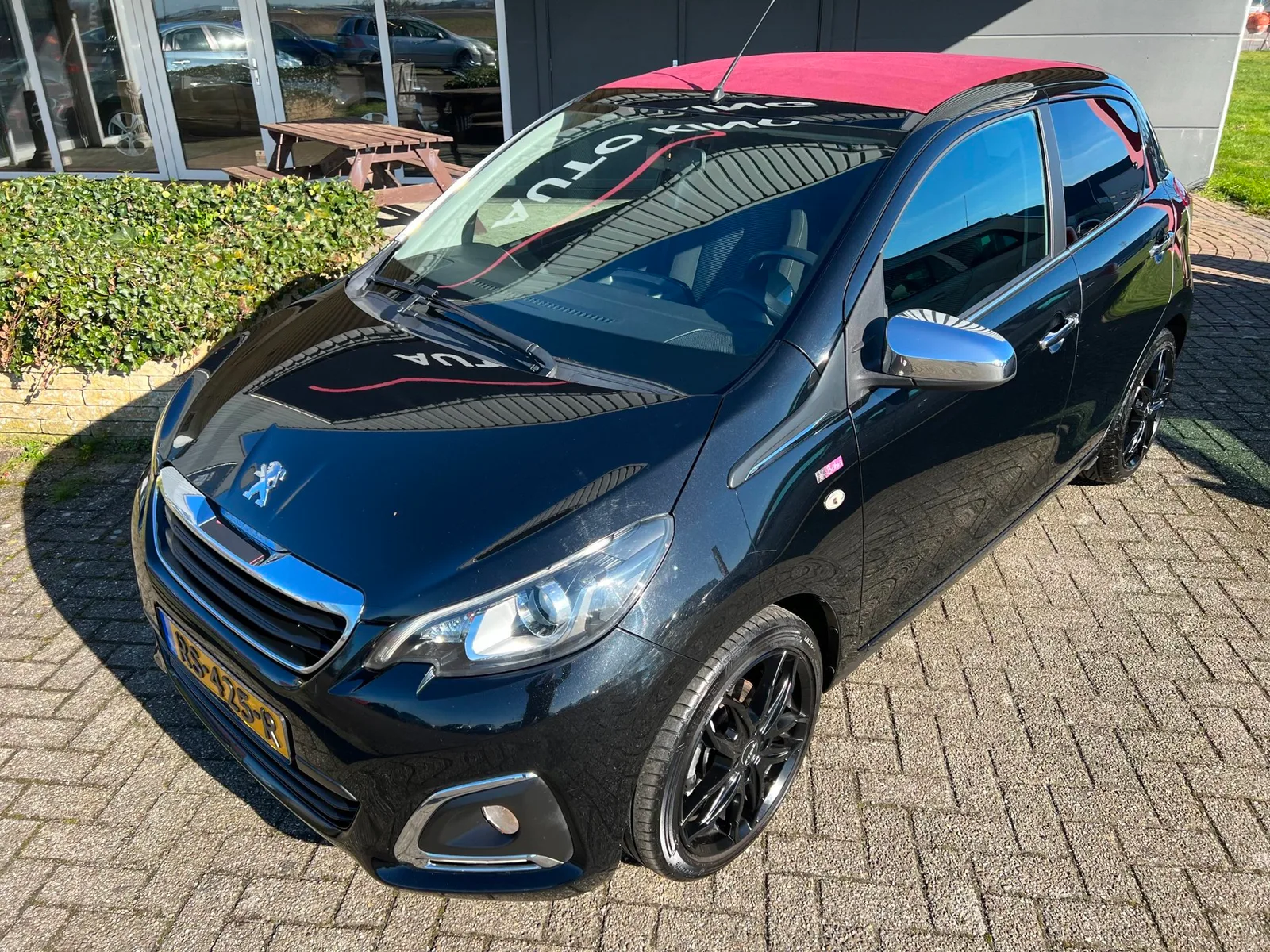 Peugeot 108 (2015) — foto 1