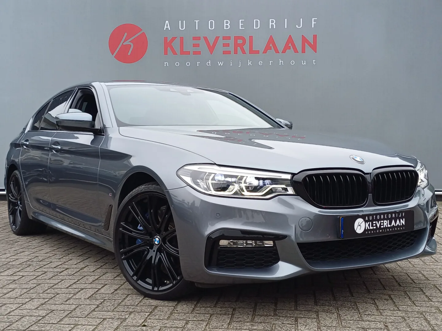 BMW 5-Serie (2017) — foto 1