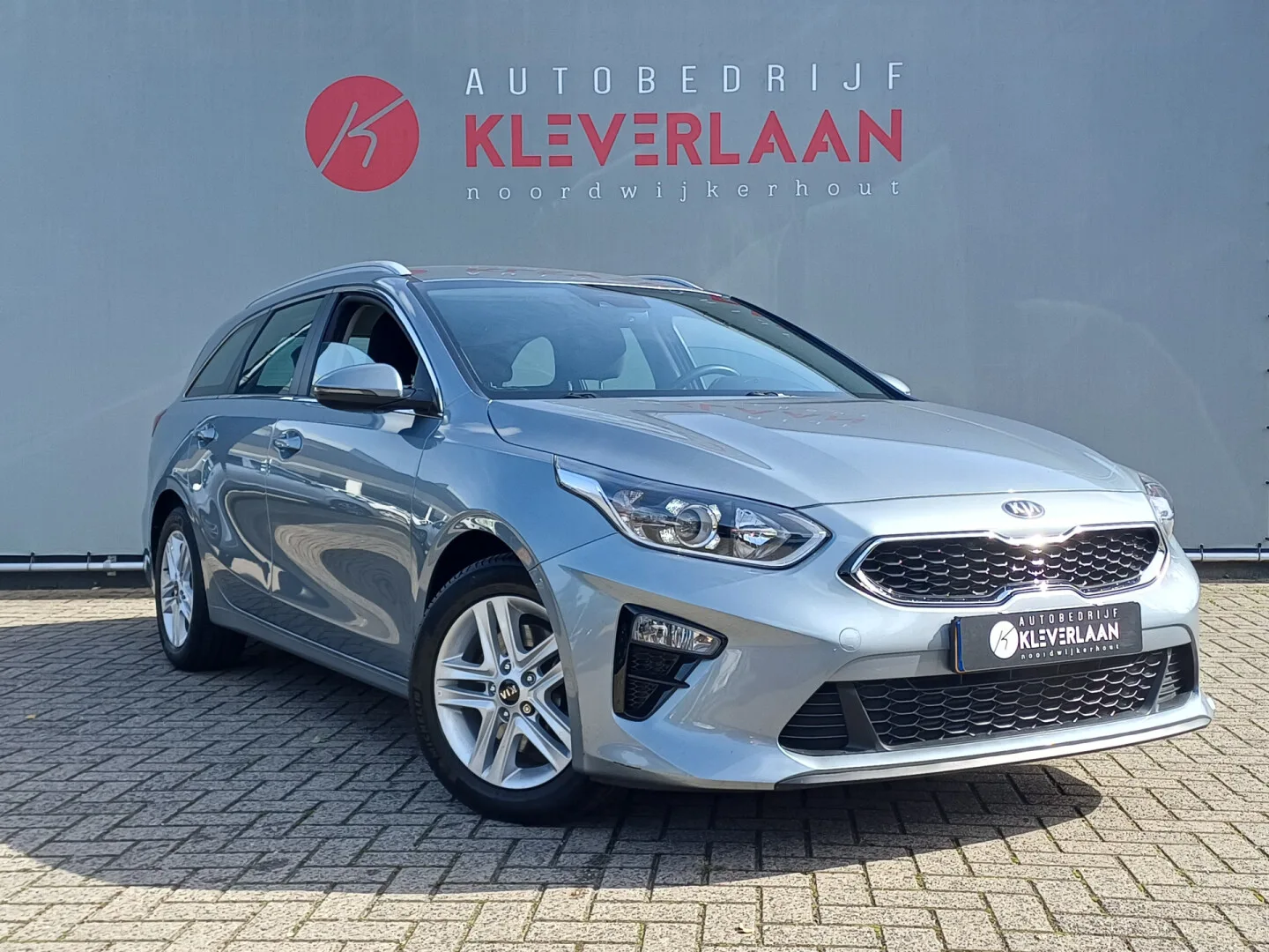 Kia Ceed (2020) — foto 1