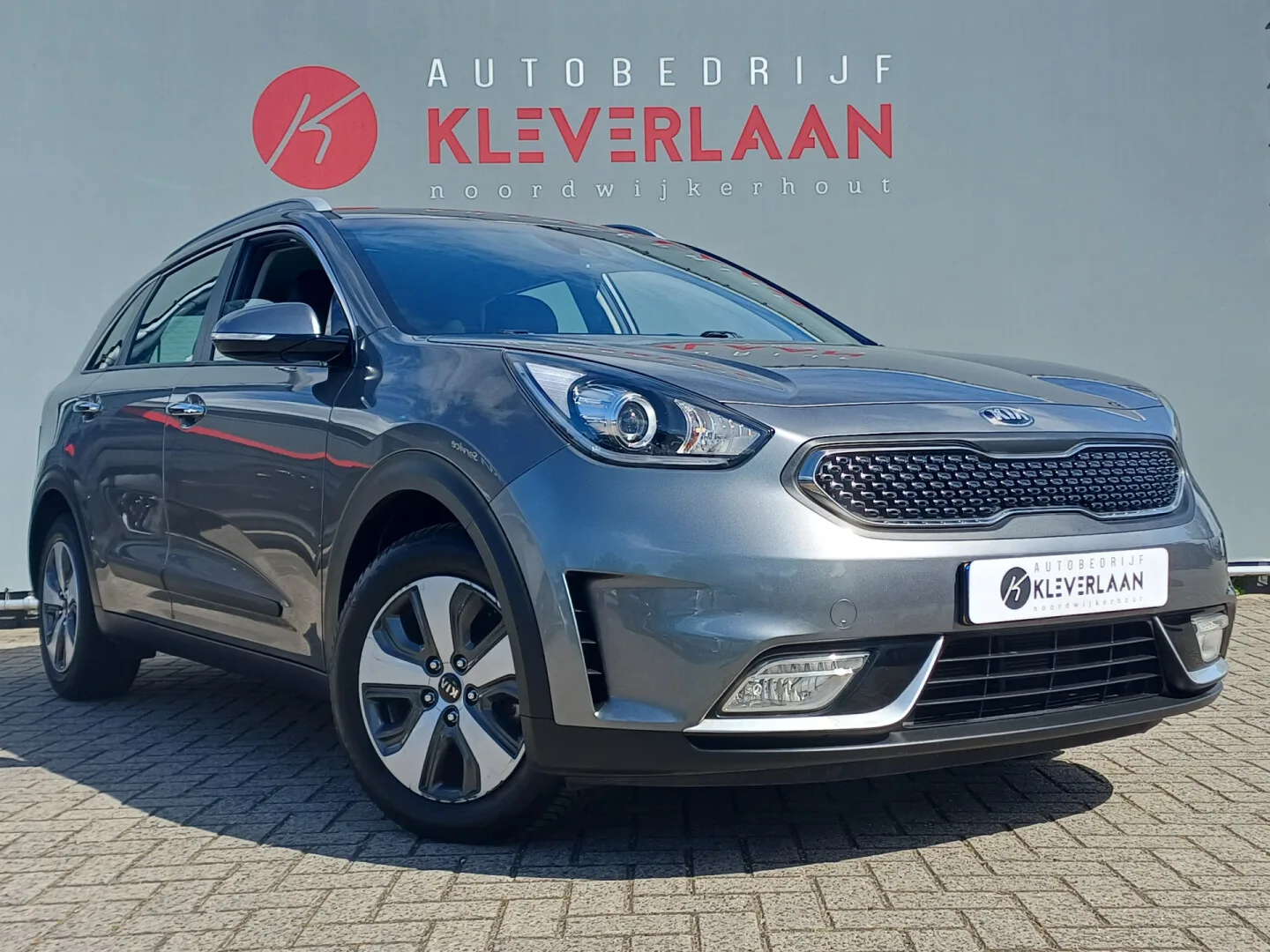 Kia Niro (2017) — foto 1