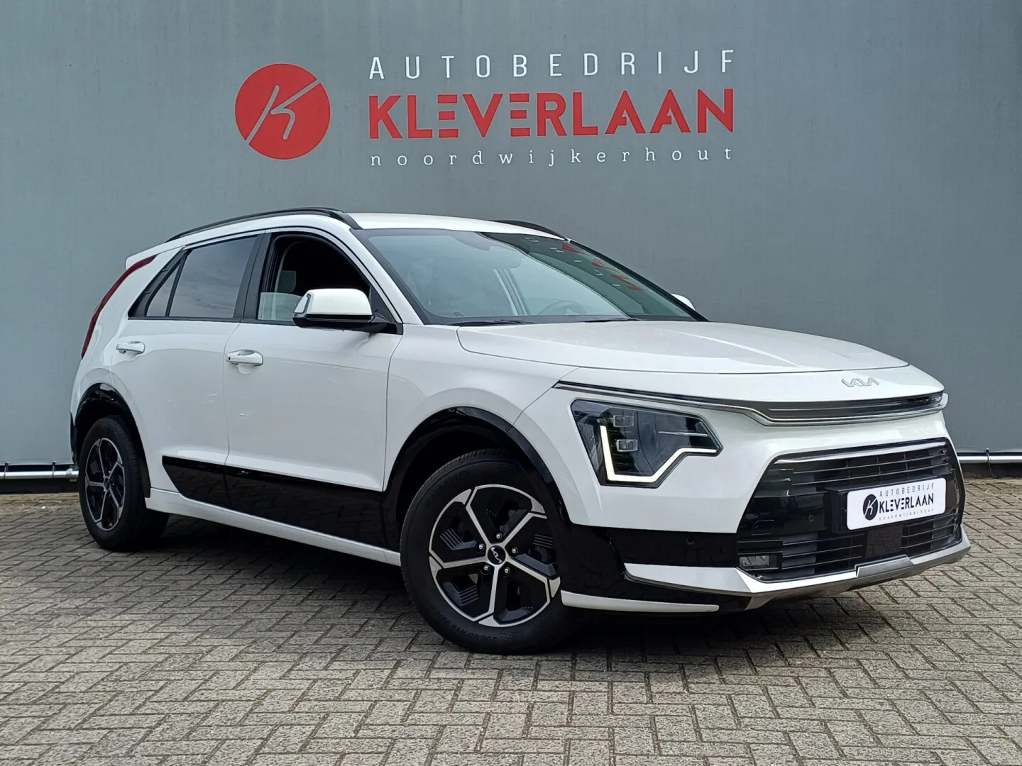 Kia Niro (2023) — foto 1