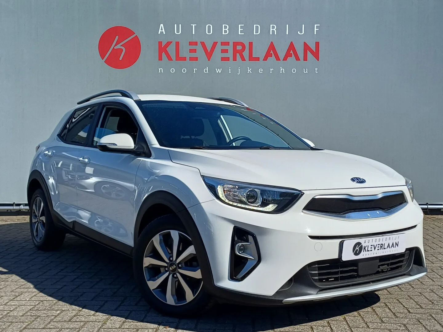 Kia Stonic (2021) — foto 1