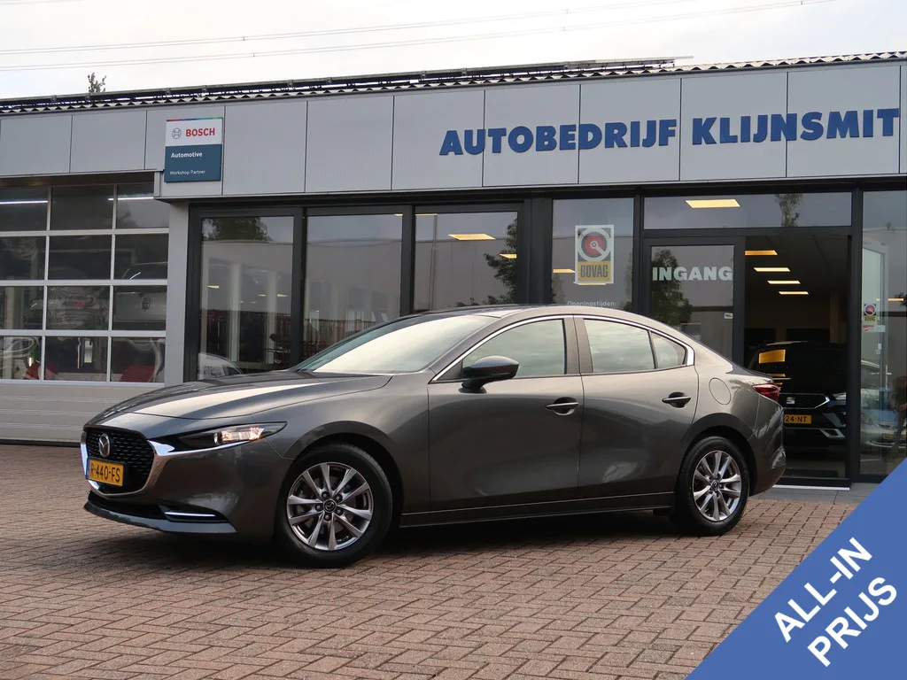 Mazda 3 (2022) — foto 1