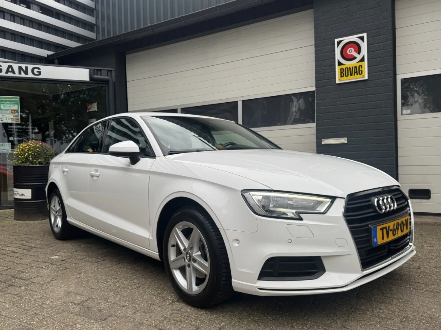 Audi A3 (2018) — foto 1