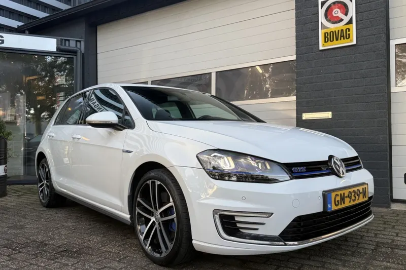 Volkswagen Golf (2015)