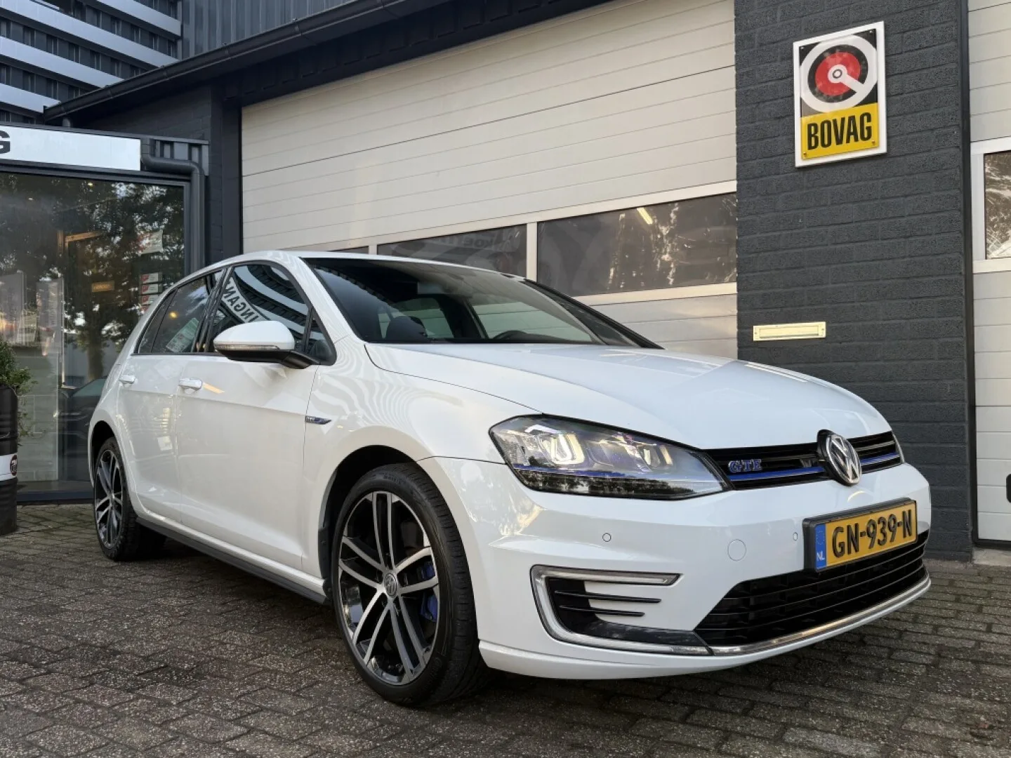 Volkswagen Golf (2015) — foto 1