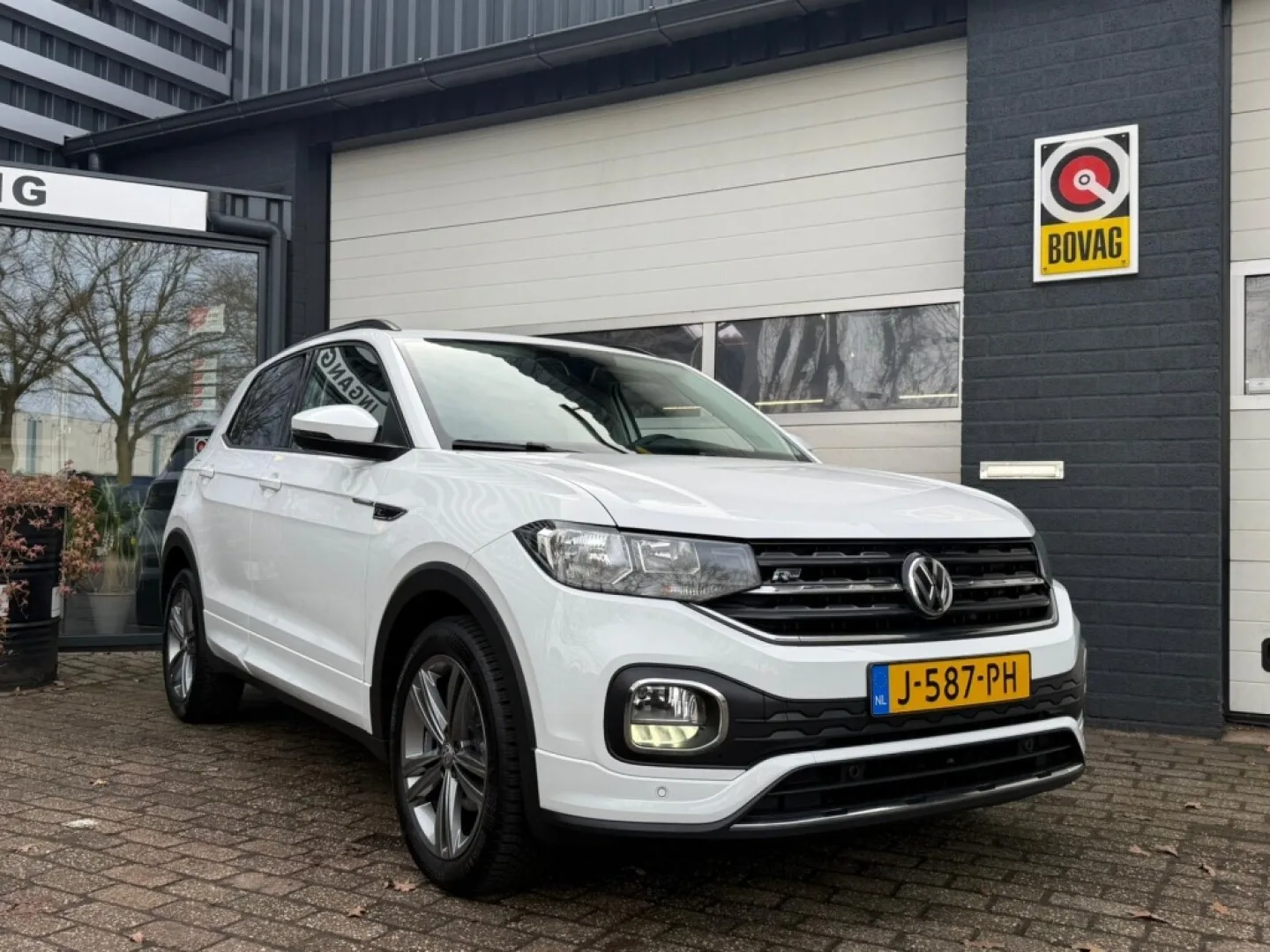 Volkswagen T-Cross (2020) — foto 1
