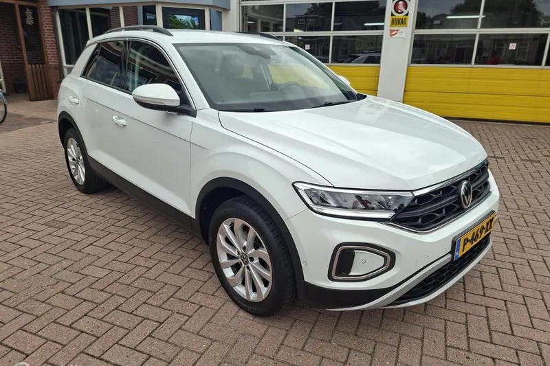 Volkswagen T-Roc (2022)