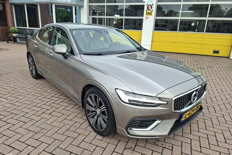 Volvo S60 (2021)