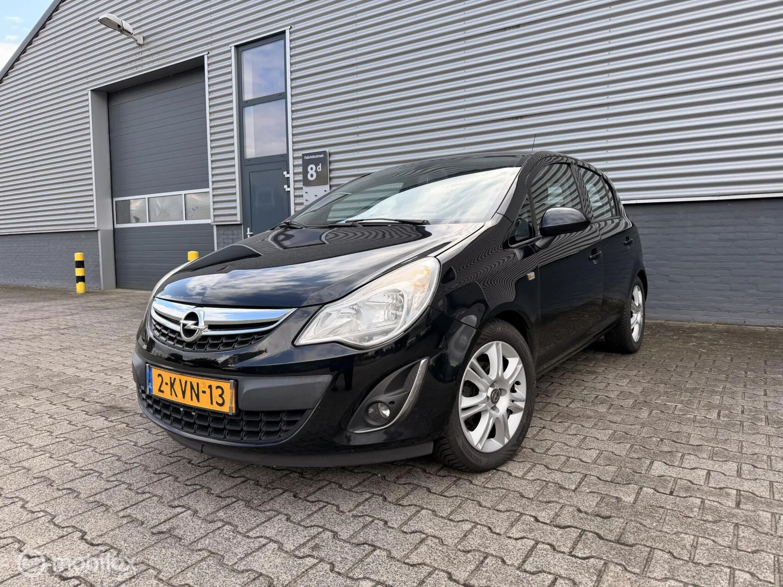 Opel Corsa (2011) — foto 1