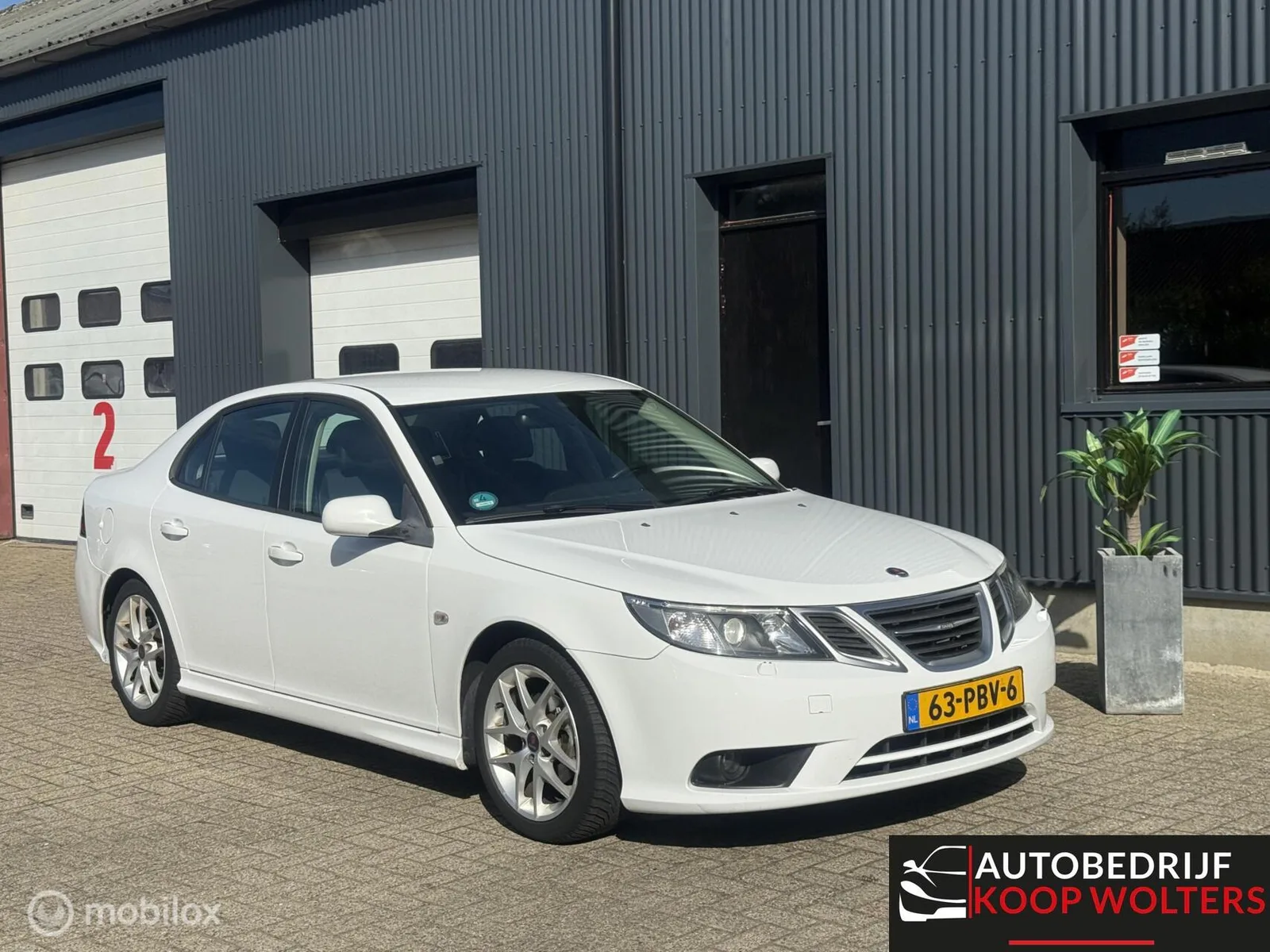 Saab 9-3 (2011) — foto 1