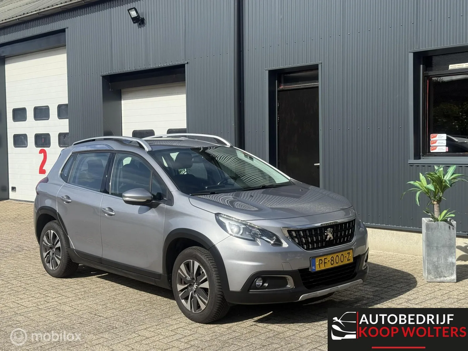 Peugeot 2008 (2017) — foto 1