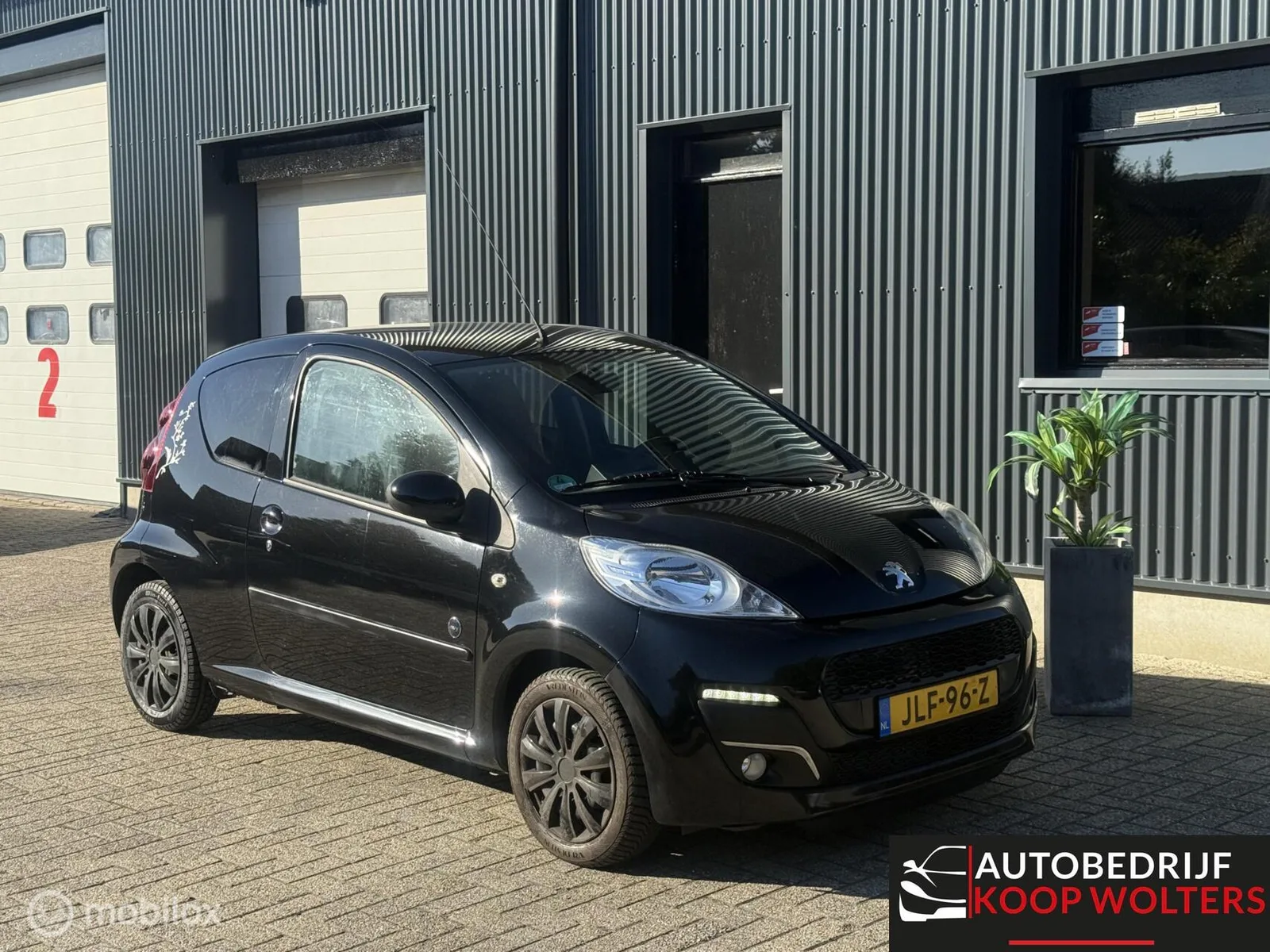 Peugeot 107 (2012) — foto 1