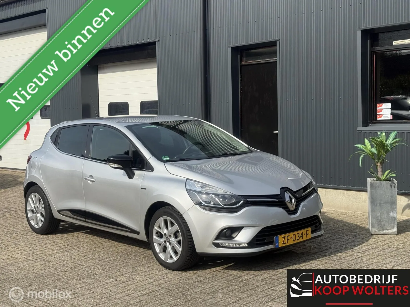 Renault Clio (2019) — foto 1