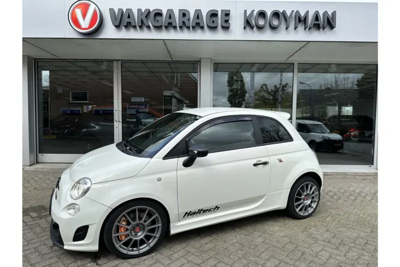 Abarth 595 (2009)