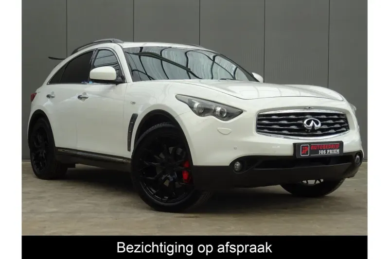 Infiniti FX (2010)
