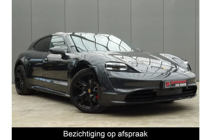 Porsche Taycan (2021)