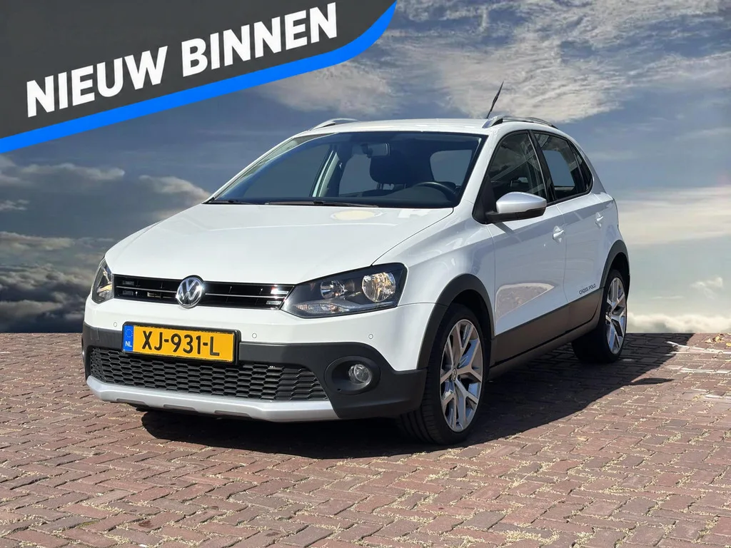 Volkswagen Polo (2015) — foto 1