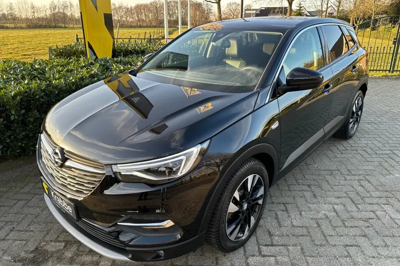 Opel Grandland (2019)