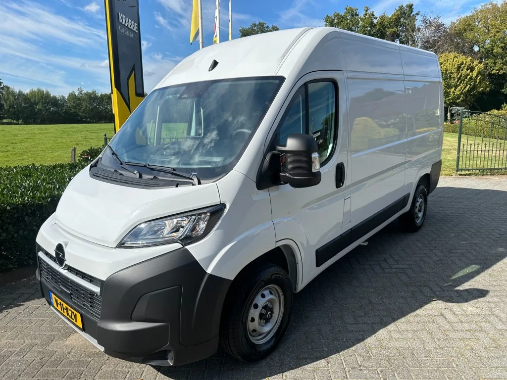 Opel Movano (2024) — foto 1