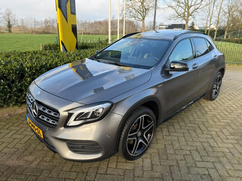 Mercedes-Benz GLA-Klasse (2017) — foto 1