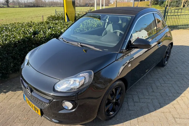 Opel Adam (2018)