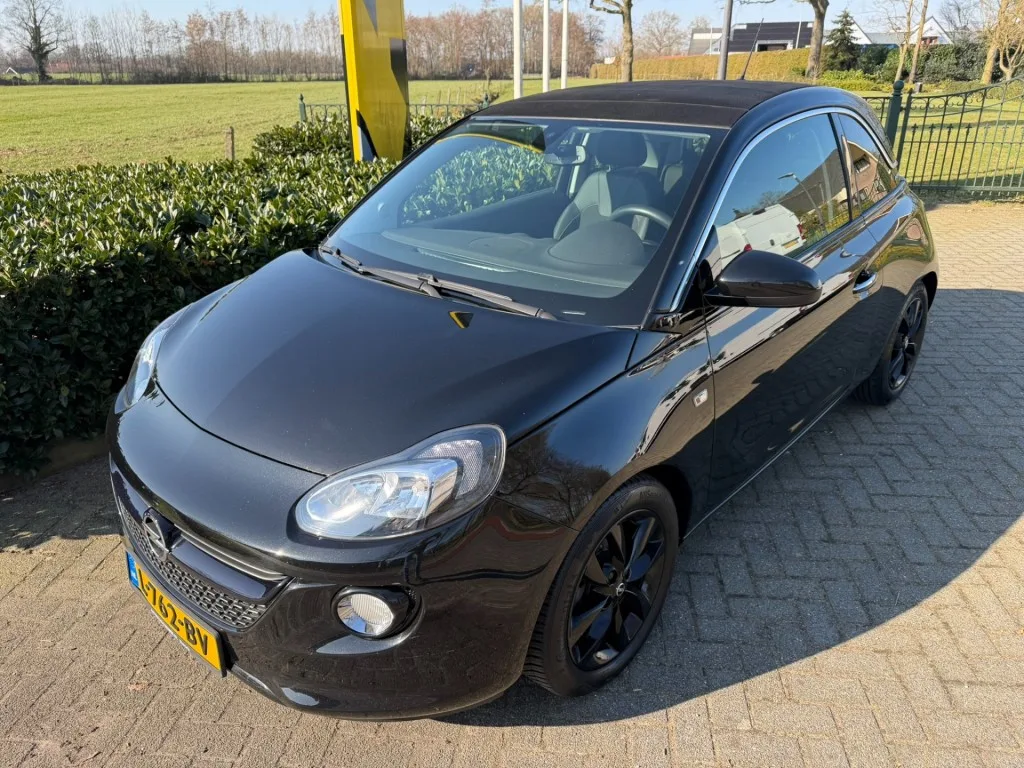 Opel Adam (2018) — foto 1