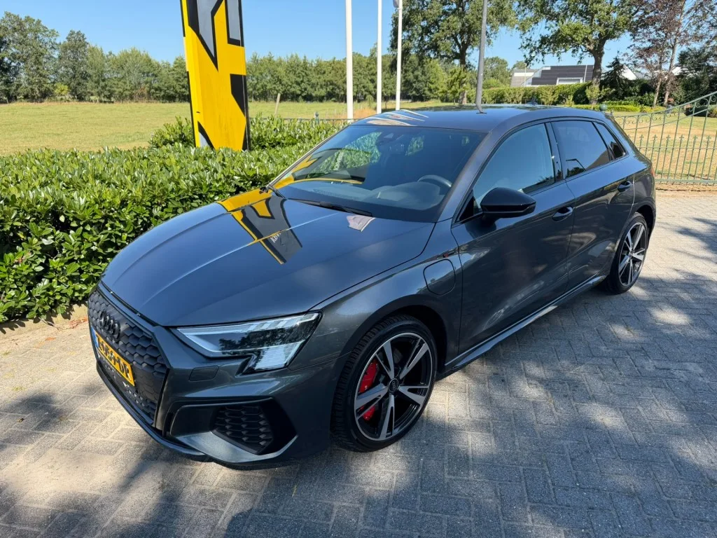 Audi A3 (2020) — foto 1