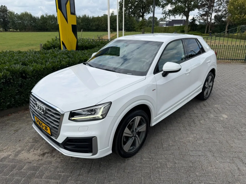 Audi Q2 (2020) — foto 1