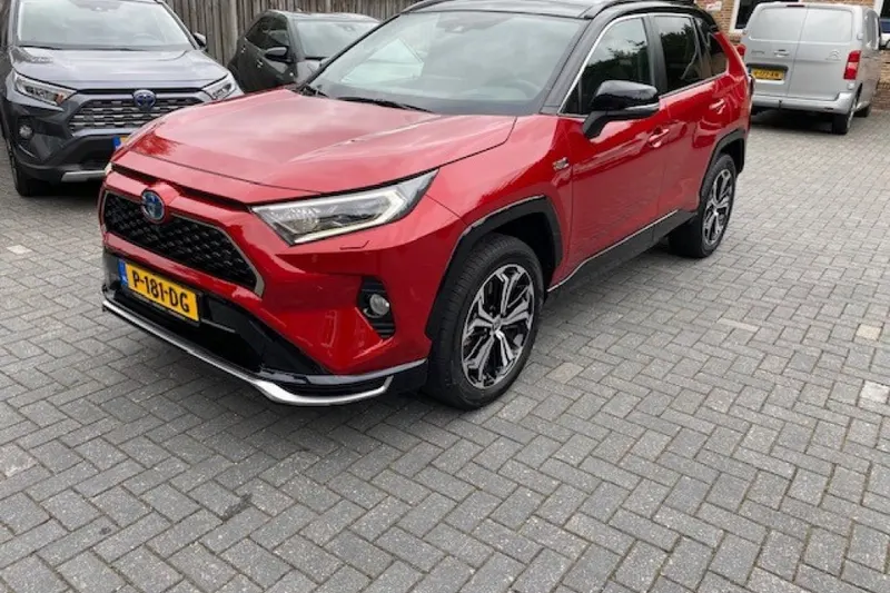Toyota RAV4 (2022)