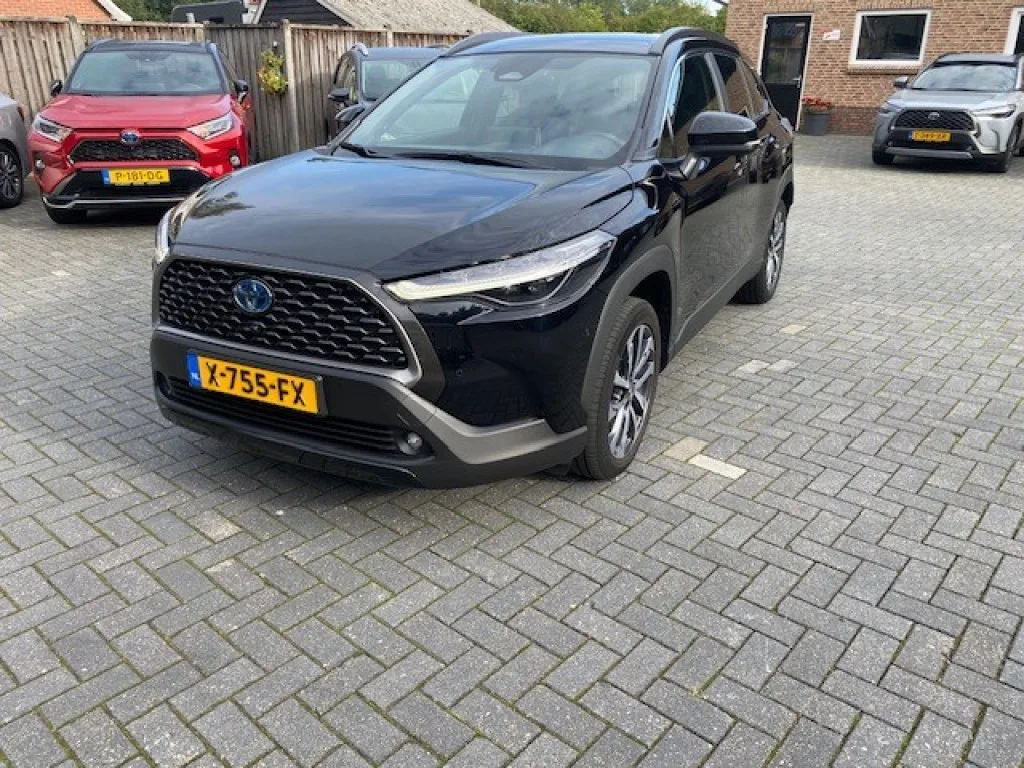 Toyota Corolla Cross (2023) — foto 1