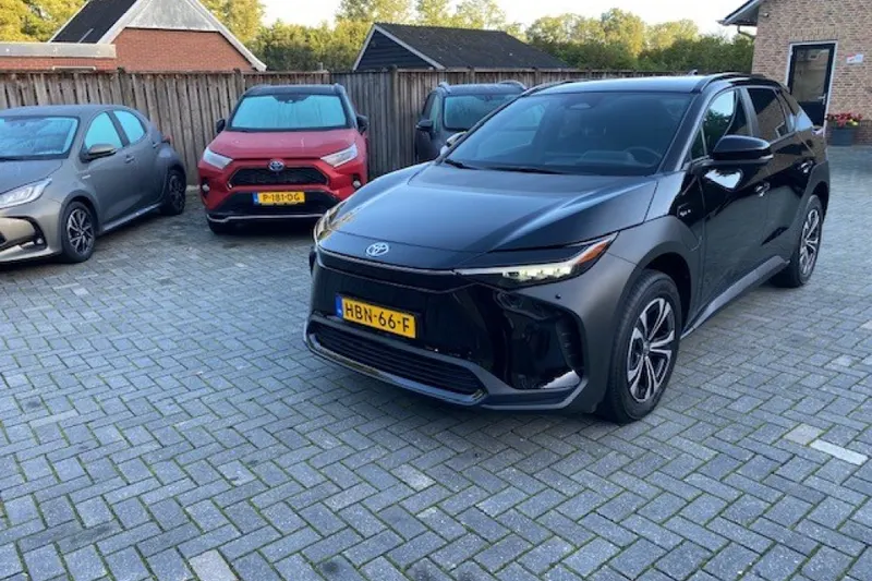 Toyota bZ4X (2025)