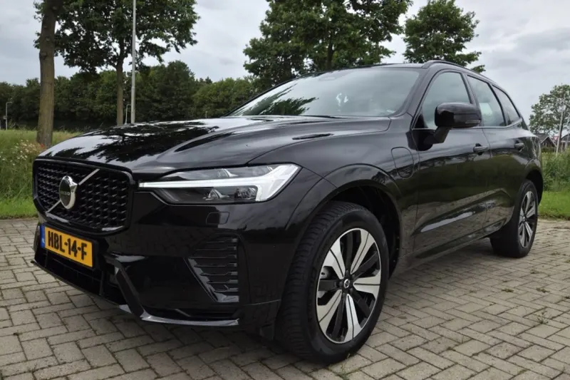 Volvo XC60 (2023)