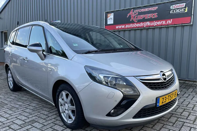 Opel Zafira (2012)