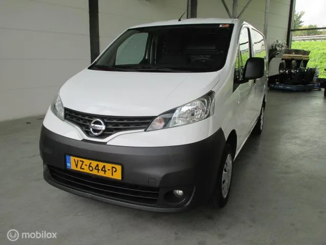 Nissan NV200 (2016) — foto 1